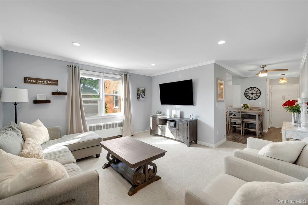 5 Bryant Crescent 1N, White Plains, NY 10605