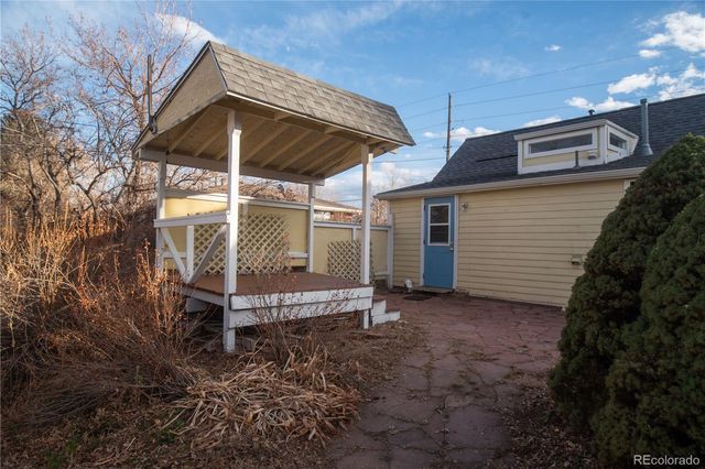 9801 W 38th Avenue, Wheat Ridge, CO 80033