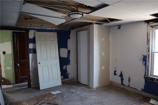 114 E Church Ave, Masontown, PA 15461