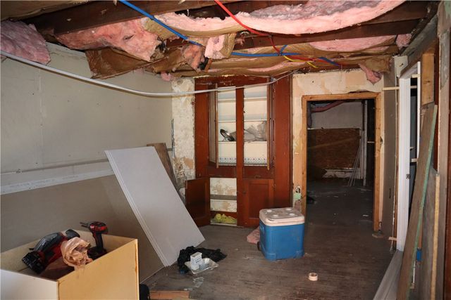 114 E Church Ave, Masontown, PA 15461