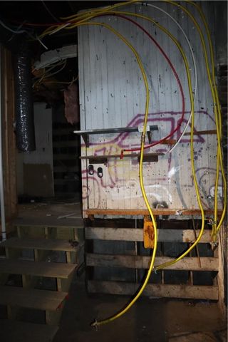 114 E Church Ave, Masontown, PA 15461