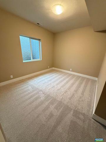 7622 Vera Drive, Lincoln, NE 68516