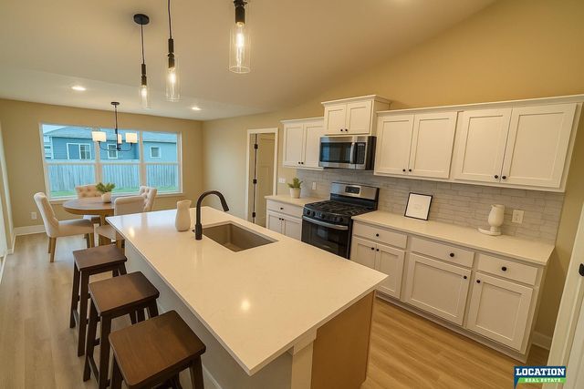 7622 Vera Drive, Lincoln, NE 68516