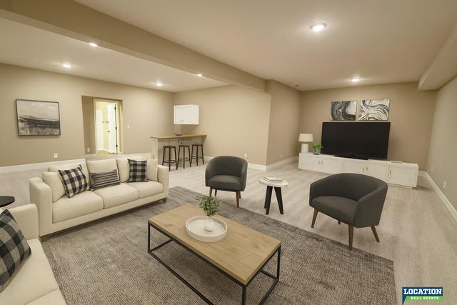 7622 Vera Drive, Lincoln, NE 68516