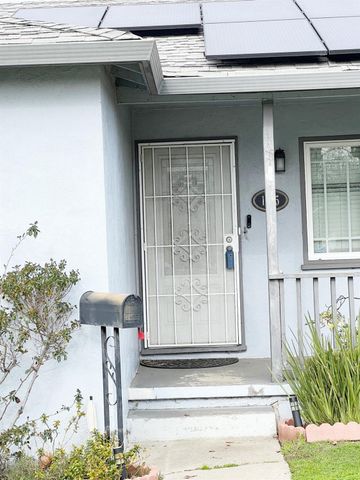 1915 W Harding Way, Stockton, CA 95203