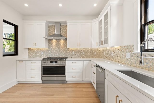 94 Lexington St, Watertown, MA 02472