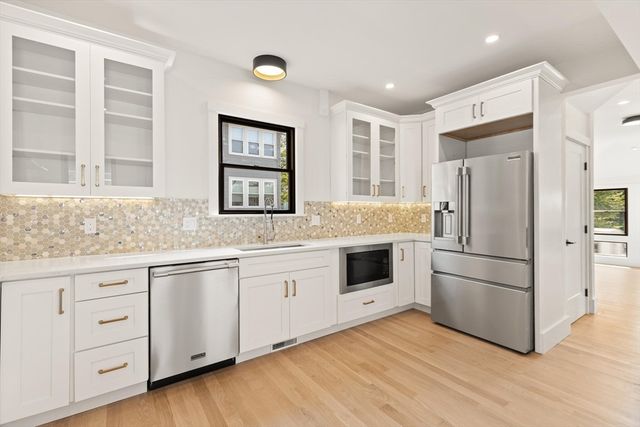 94 Lexington St, Watertown, MA 02472