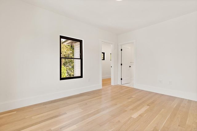 94 Lexington St, Watertown, MA 02472