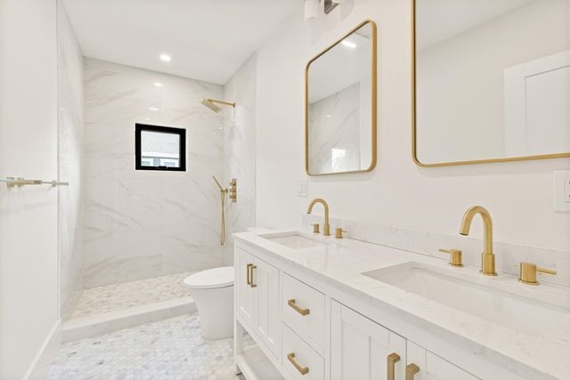 94 Lexington St, Watertown, MA 02472