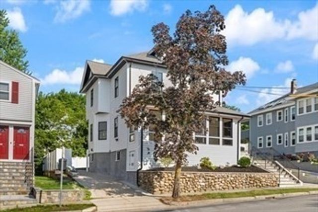 94 Lexington St, Watertown, MA 02472