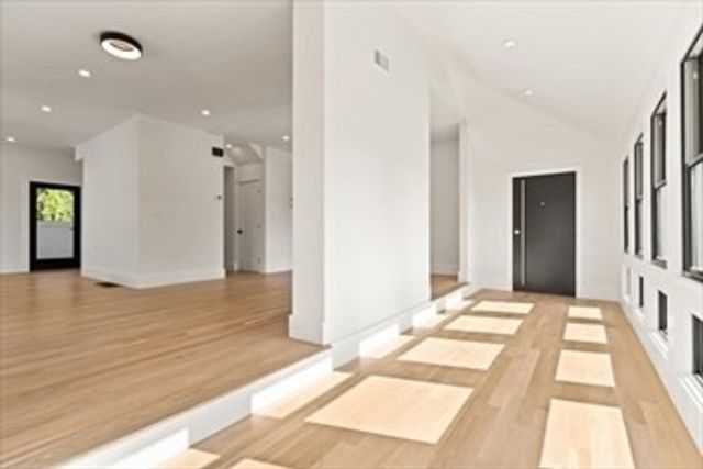 94 Lexington St, Watertown, MA 02472