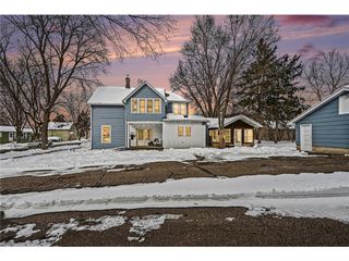 418 4th Street, Hudson, WI 54016
