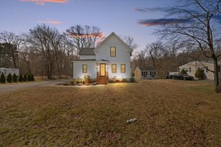 127 S Worcester St, Norton, MA 02766