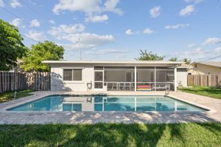 428 SE 2nd Street, Deerfield Beach, FL 33441