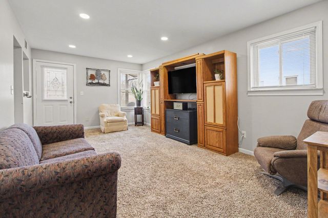 24337 Pennie Street, Dearborn Heights City, MI 48125