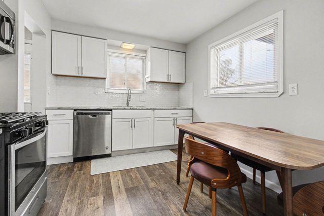 24337 Pennie Street, Dearborn Heights City, MI 48125