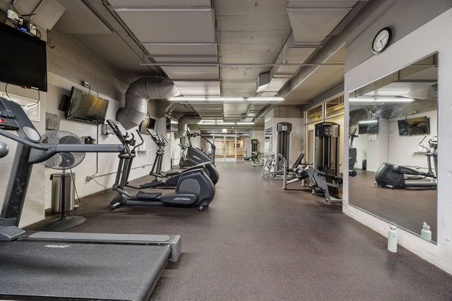 565 W Quincy Street 904, Chicago, IL 60661