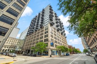 565 W Quincy Street 904, Chicago, IL 60661