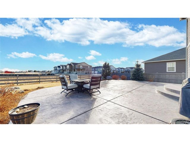 1562 Sun River Rd, Berthoud, CO 80513