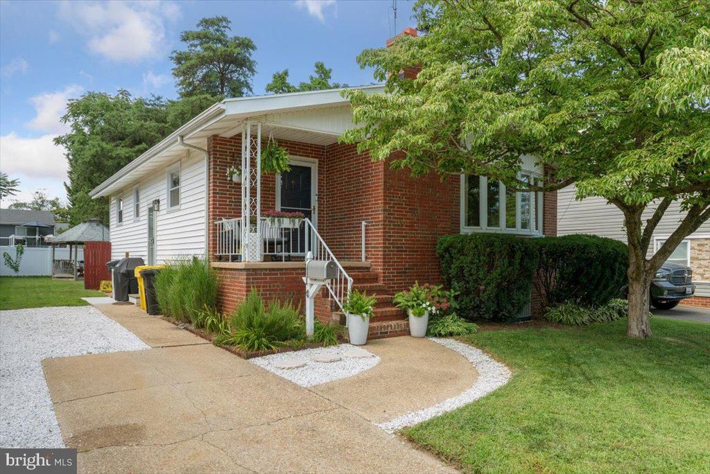214 DALE RD, Pasadena, MD 21122
