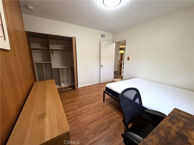 108 Barret, Riverside, CA 92507