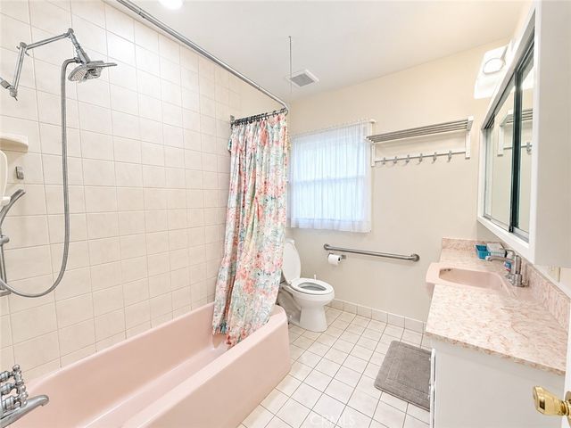 108 Barret, Riverside, CA 92507