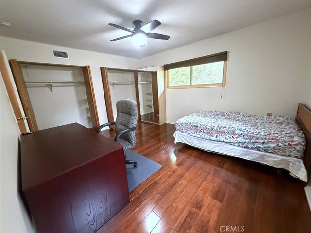 108 Barret, Riverside, CA 92507