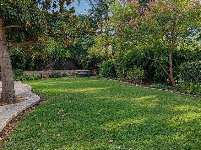 108 Barret, Riverside, CA 92507