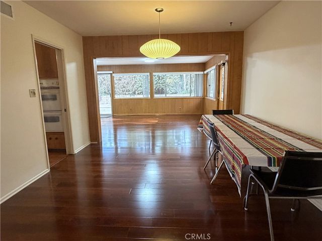 108 Barret, Riverside, CA 92507