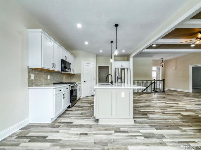 3072 Regatta Drive, Saint Clair, MI 48079