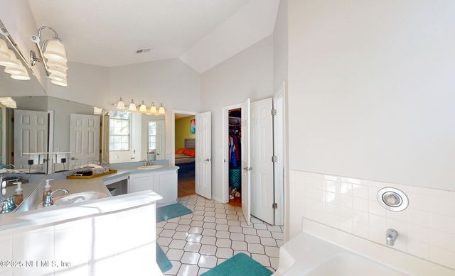 2021 MARYE BRANT Loop N, Neptune Beach, FL 32266