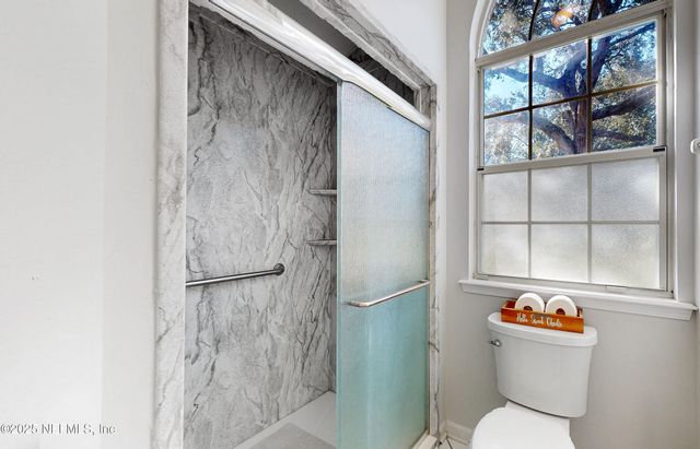 2021 MARYE BRANT Loop N, Neptune Beach, FL 32266