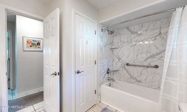 2021 MARYE BRANT Loop N, Neptune Beach, FL 32266