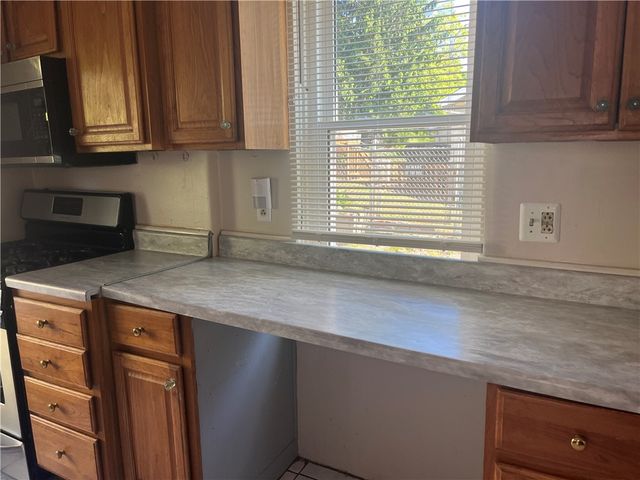 729 Ohio Ave, Glassport, PA 15045