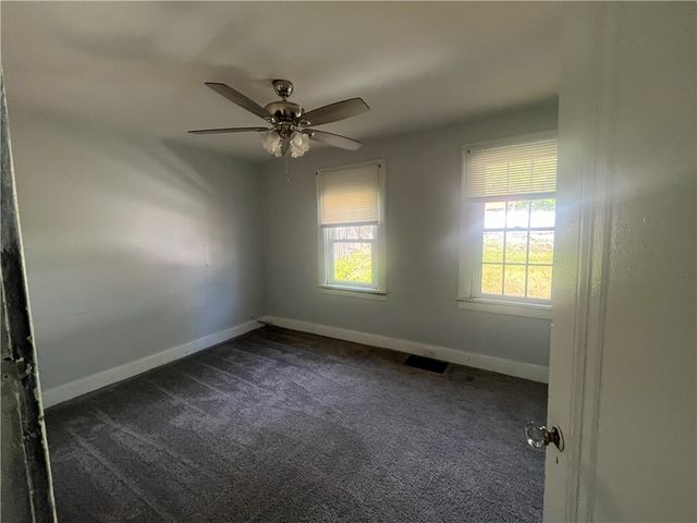 729 Ohio Ave, Glassport, PA 15045