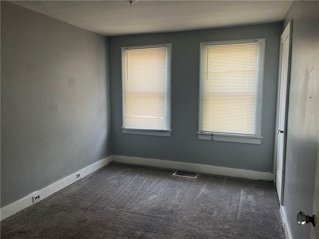 729 Ohio Ave, Glassport, PA 15045