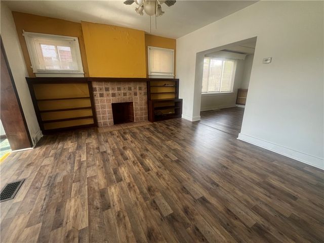 729 Ohio Ave, Glassport, PA 15045