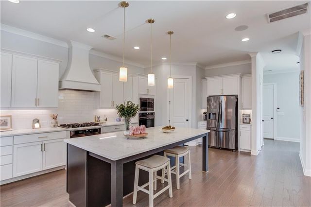 6444 Point Twenty Two, Gainesville, GA 30506
