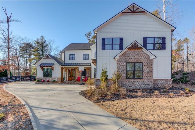 6444 Point Twenty Two, Gainesville, GA 30506