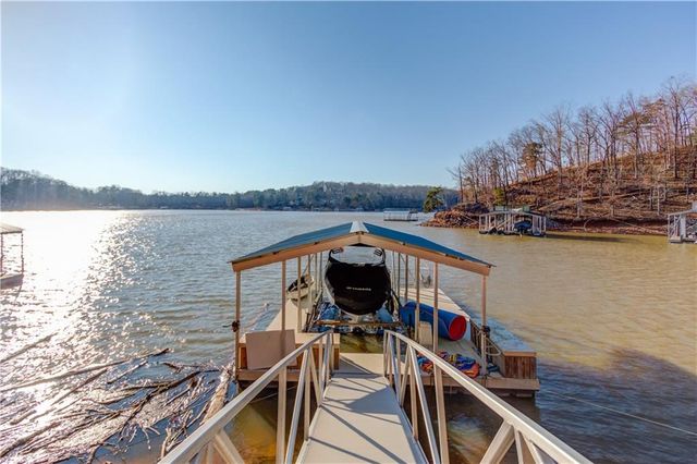 6444 Point Twenty Two, Gainesville, GA 30506