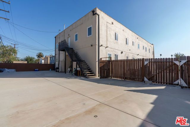 329 W Magnolia Street, Compton, CA 90220