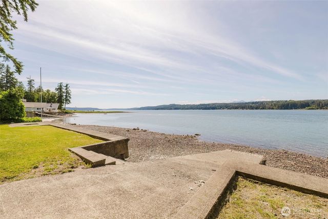 18631 E State Route 106, Belfair, WA 98528