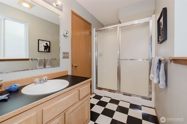18631 E State Route 106, Belfair, WA 98528