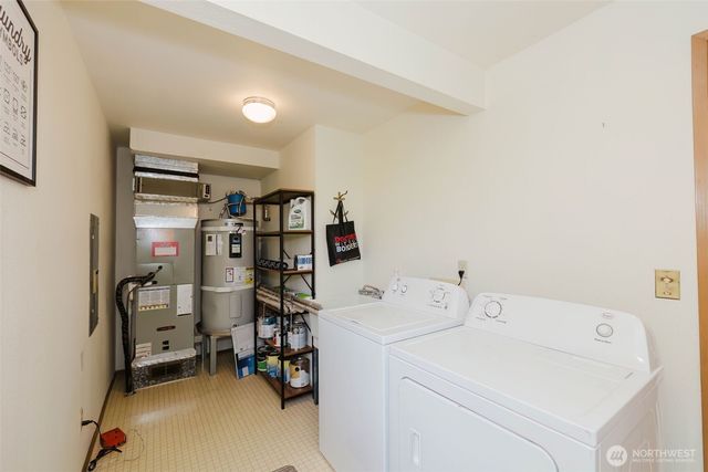 18631 E State Route 106, Belfair, WA 98528