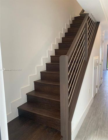 3721 SW 88th Pl B, Miami, FL 33165