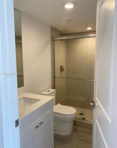 3721 SW 88th Pl B, Miami, FL 33165