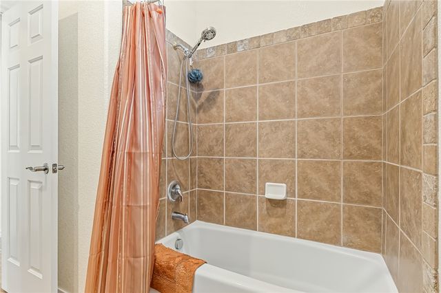 910 Talon Pointe Drive, Bullhead City, AZ 86429