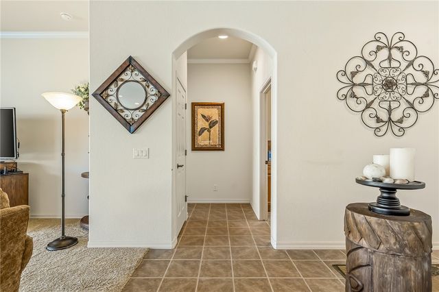 910 Talon Pointe Drive, Bullhead City, AZ 86429