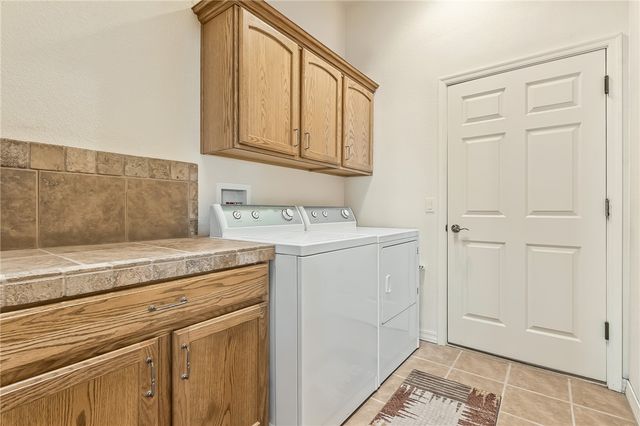 910 Talon Pointe Drive, Bullhead City, AZ 86429