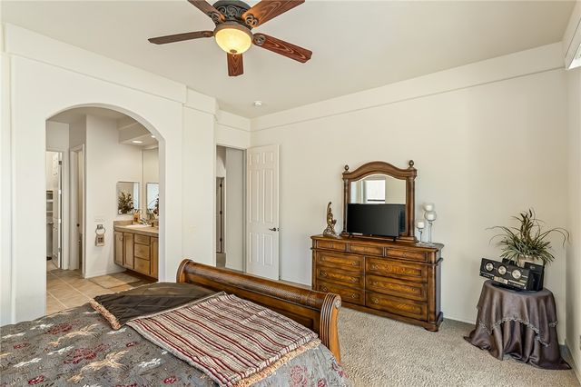 910 Talon Pointe Drive, Bullhead City, AZ 86429